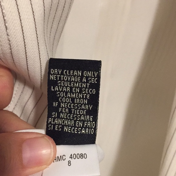 BCBG MaxAzria pinstripe blazer size 8 - Picture 5 of 5